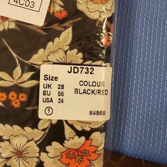 CAPSULE Floral Print Leggings - Black/Red/White - Size 24 - Picture 2 of 8